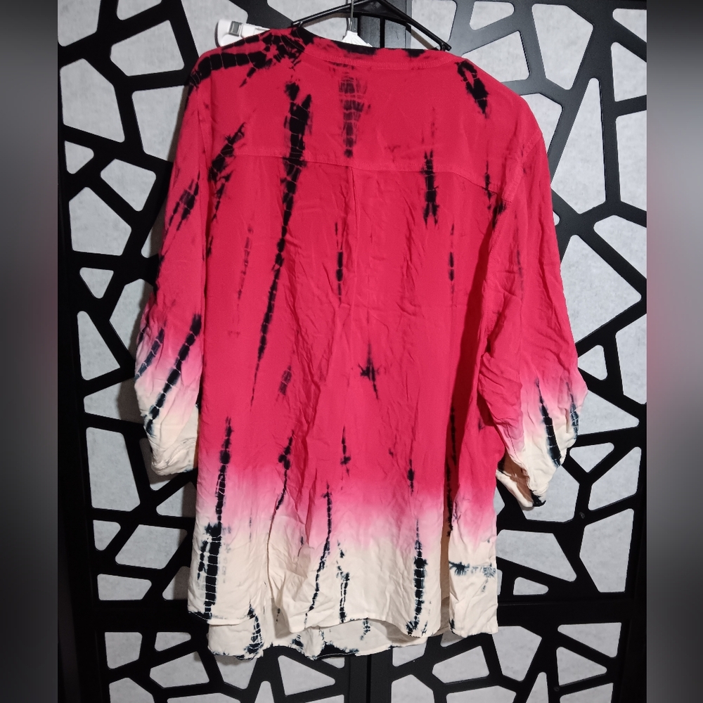 Torrid - Harper Challis - 3/4 Sleeve Tie Dye Shirt - Est. 2X/3X - Red - Picture 5 of 7